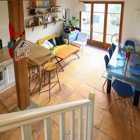 And Bright Equiped Triplex With Wifi * Paris